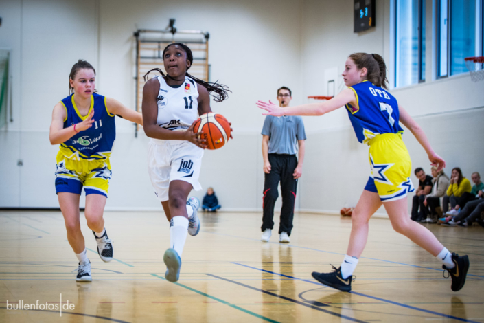 u16w_20191116-9164