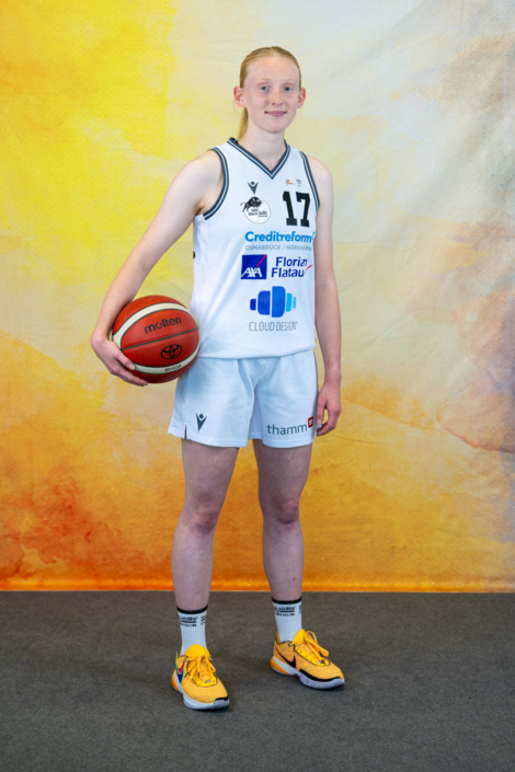 Kreuzhermes, Charlotte